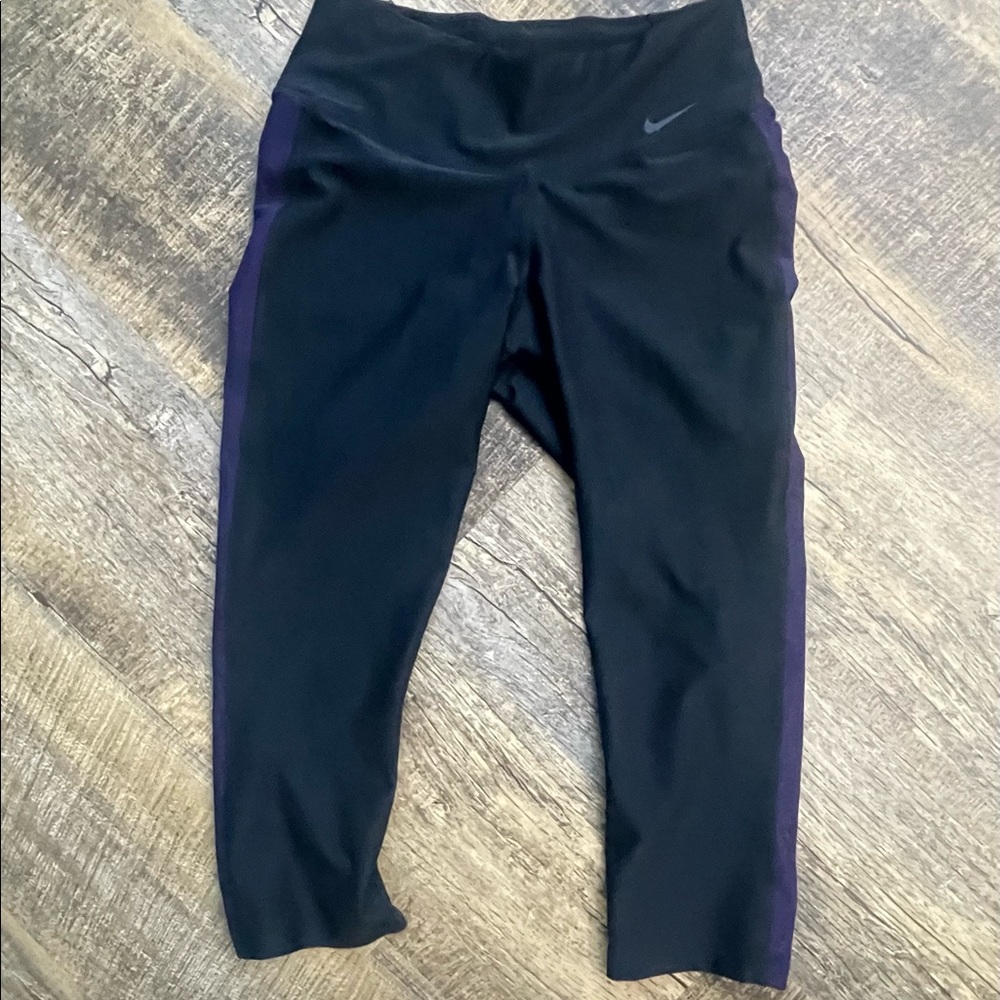 Nike black and purple crop work out pants.